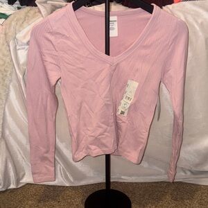 No Boundaries Light Pink Crop Long Sleeve V-Neck Top